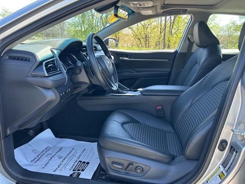 Used 2020 Toyota Camry SE w/ Audio Package FWD image 10