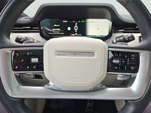 Used 2023 Land Rover Range Rover SE image 14