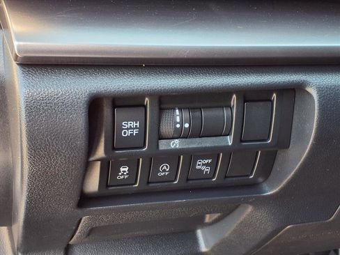 Used 2023 Subaru Crosstrek 2.5i Limited image 7