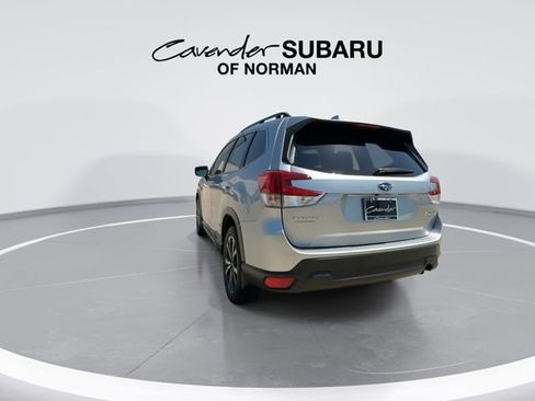 Used 2022 Subaru Forester Limited AWD/4WD image 7
