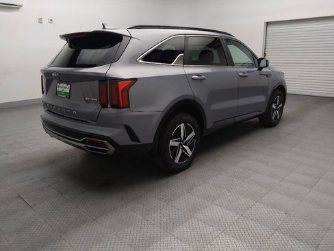 Used 2021 Kia Sorento EX w/ Panoramic Sunroof Package AWD/4WD image 9
