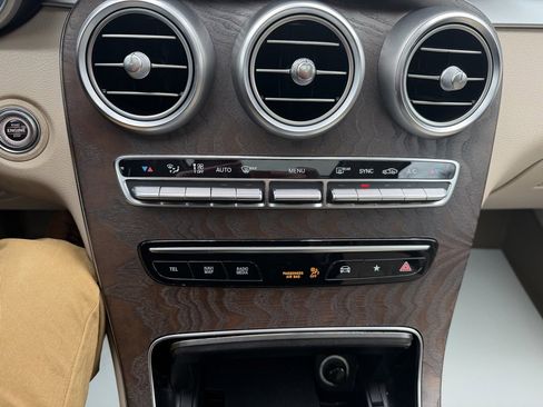 Used 2020 Mercedes-Benz GLC 300 GLC 300 Coupe image 26