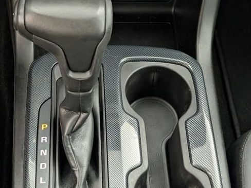 Used 2018 Chevrolet Colorado Z71 AWD/4WD image 21