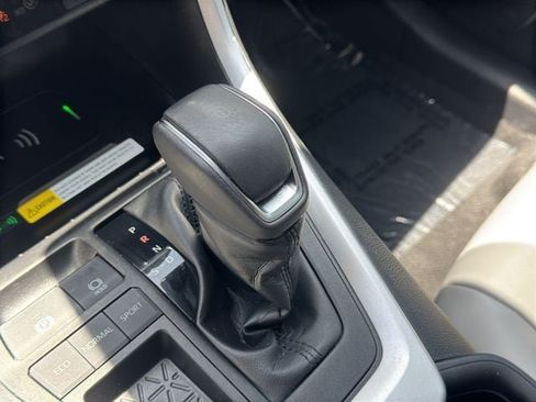 Certified 2022 Toyota RAV4 XLE Premium FWD image 25