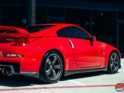 Used 2008 Nissan 350Z NISMO RWD image 55