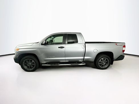Used 2017 Toyota Tundra SR5 w/ SR5 Upgrade Package RWD image 4