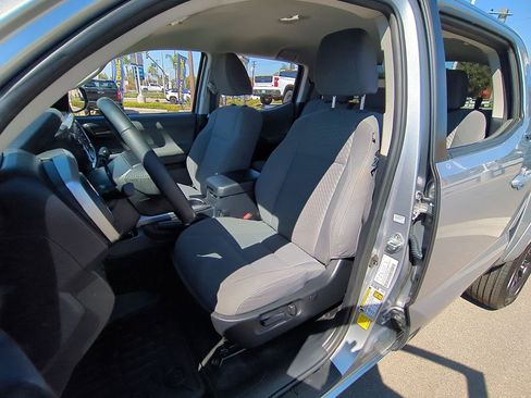 Used 2021 Toyota Tacoma SR5 image 17