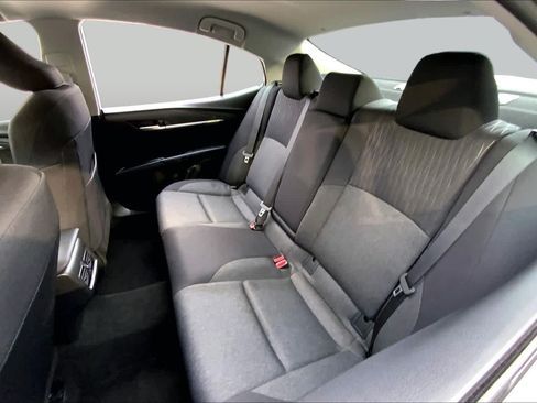 Used 2025 Toyota Camry LE FWD image 19
