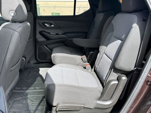 Certified 2023 Chevrolet Traverse LT w/ LPO, Floor Liner Package image 12