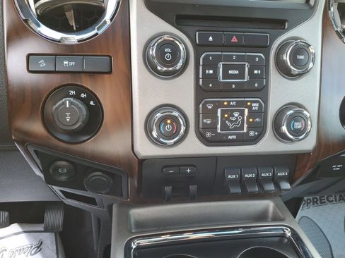 Used 2016 Ford F350 Lariat w/ Lariat Ultimate Package AWD/4WD image 15