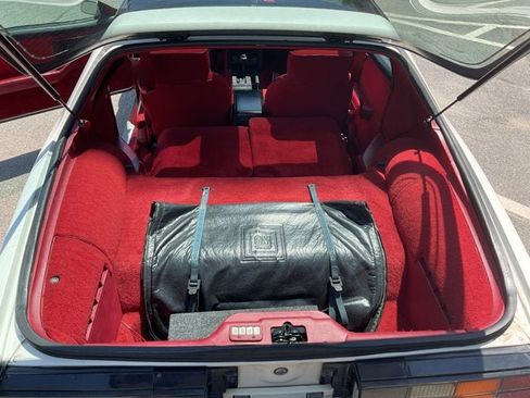 Used 1987 Chevrolet Camaro Z28 RWD image 11