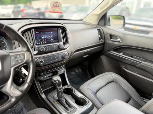Used 2022 GMC Canyon AT4 w/ Driver Alert Package AWD/4WD image 21