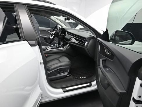Used 2023 Audi Q8 Prestige AWD/4WD image 20