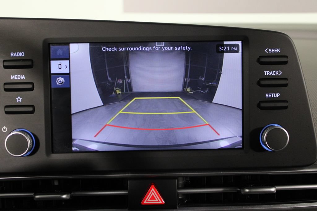 Certified 2025 Hyundai Elantra Sport FWD image 29