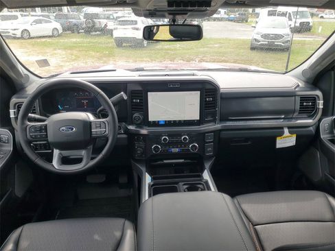 New 2025 Ford F250 Lariat w/ Lariat Ultimate Package image 23