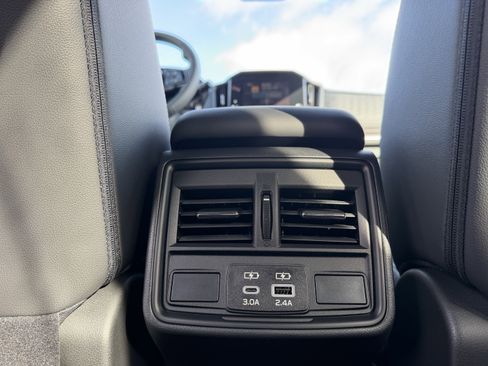 Used 2025 Subaru Forester Premium w/ Convenience Package #1 image 27