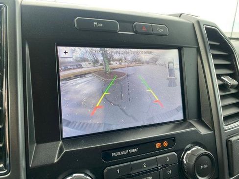 Certified 2019 Ford F250 XLT w/ XLT Premium Package image 21