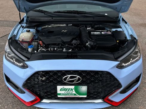 Used 2022 Hyundai Veloster N image 11