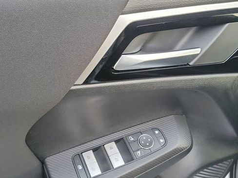 Used 2025 Mitsubishi Outlander ES image 21