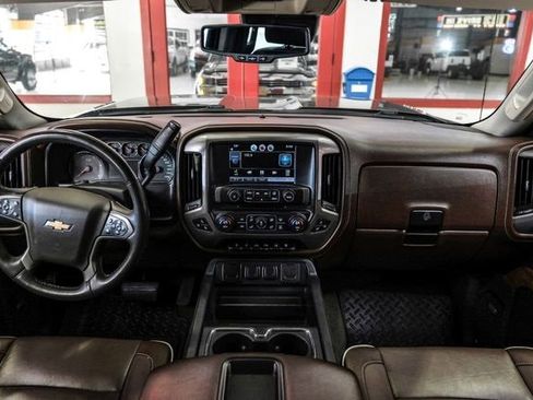 Used 2015 Chevrolet Silverado 2500 High Country w/ Duramax Plus Package image 14