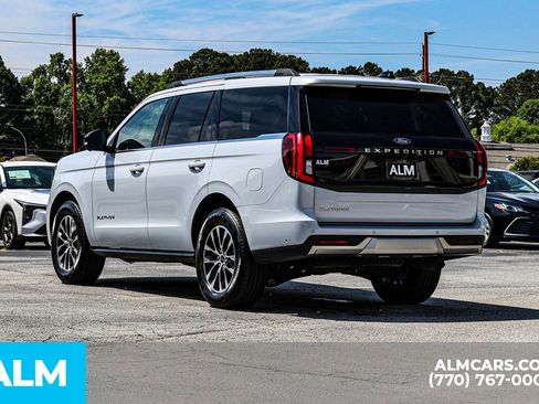 Used 2025 Ford Expedition Platinum AWD/4WD image 7