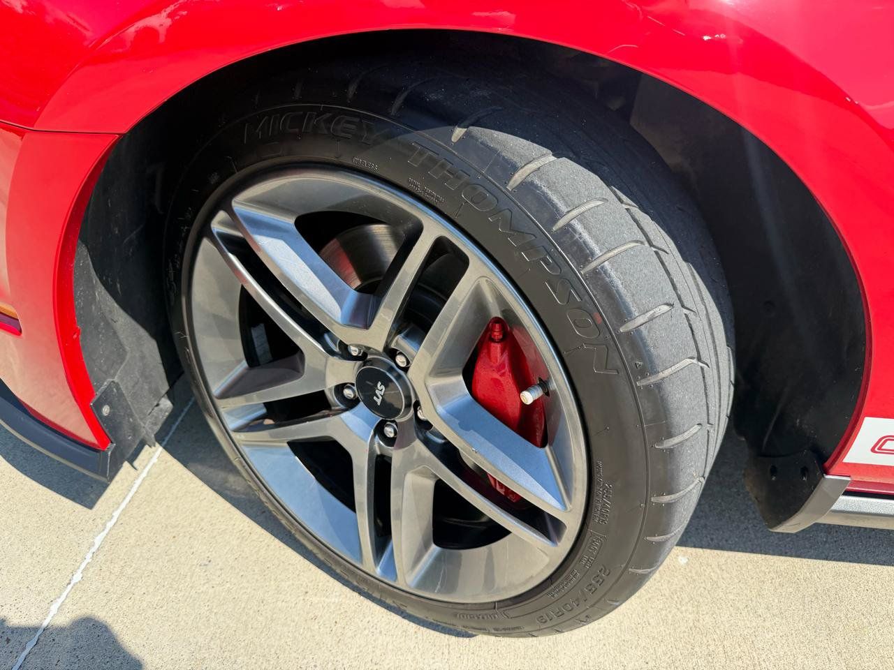 Used 2010 Ford Mustang Shelby GT500 RWD image 8