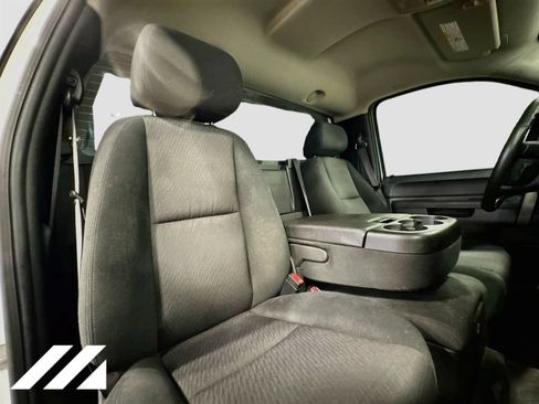 Used 2012 Chevrolet Silverado 2500 LT w/ Interior Plus Package AWD/4WD image 24