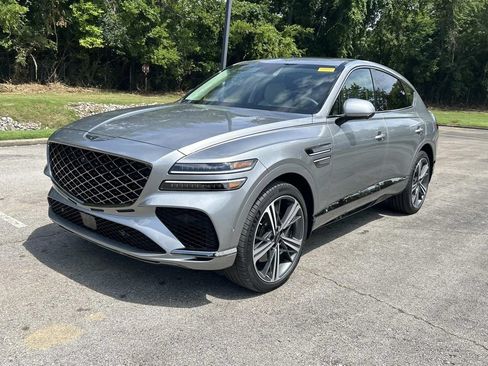 Used 2025 Genesis GV80 3.5T e-SC AWD/4WD image 3