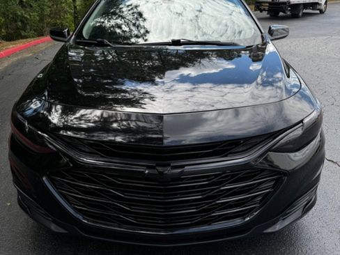 Used 2019 Chevrolet Malibu LS FWD image 2