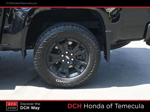 Used 2021 Chevrolet Colorado Z71 w/ Z71 Midnight Edition AWD/4WD image 26