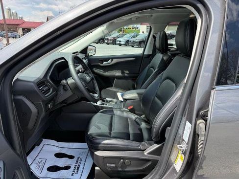Certified 2022 Ford Escape Titanium w/ Class II Trailer Tow Package AWD/4WD image 12