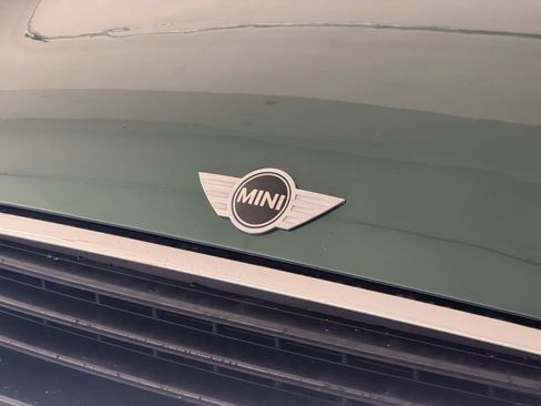 Used 2017 MINI Cooper Clubman ALL4 AWD/4WD image 9