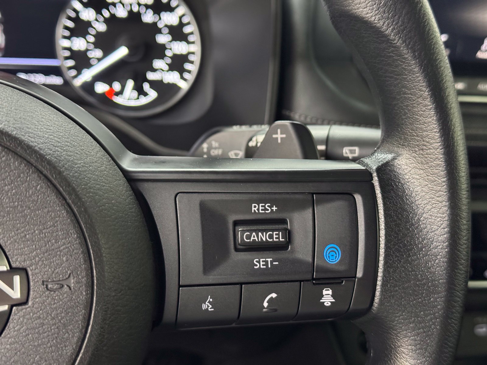Certified 2024 Nissan Rogue SV AWD/4WD image 21