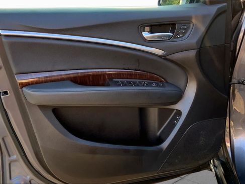 Used 2020 Acura MDX SH-AWD image 19