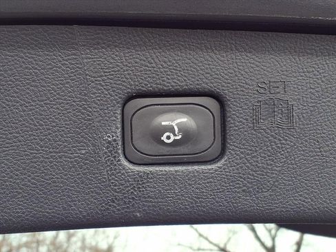 Certified 2022 Ford Edge SEL w/ Convenience Package image 13