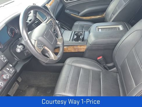 Used 2016 GMC Yukon XL Denali w/ Open Road Package AWD/4WD image 11