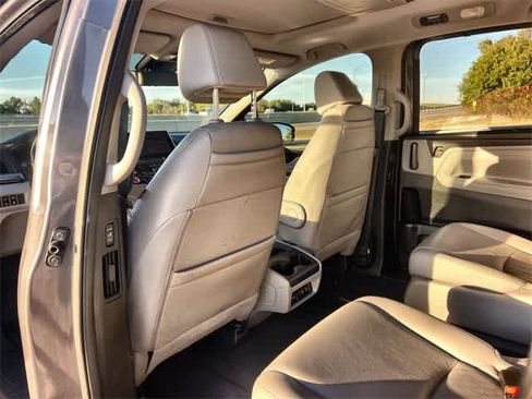 Certified 2019 Honda Odyssey Elite image 13