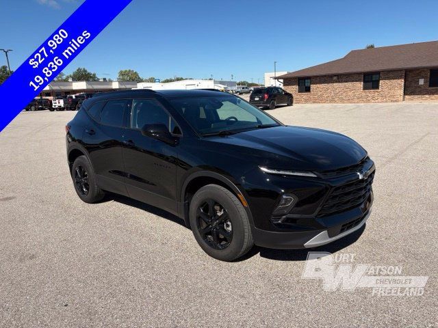 Used 2024 Chevrolet Blazer LT w/ Convenience Package AWD/4WD image 10
