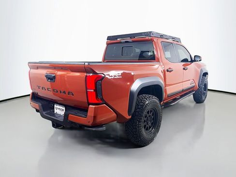 Used 2025 Toyota Tacoma TRD Off-Road w/ TRD Off Road Upgrade Package AWD/4WD image 9
