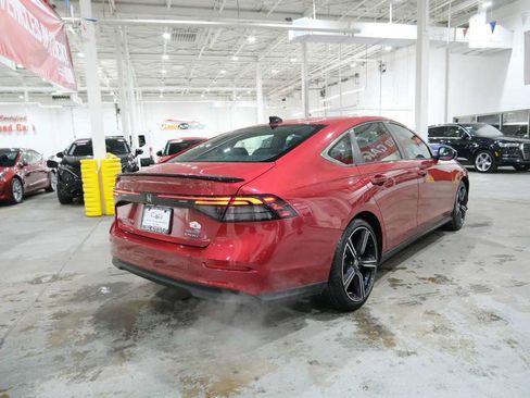 Used 2023 Honda Accord Sport image 11