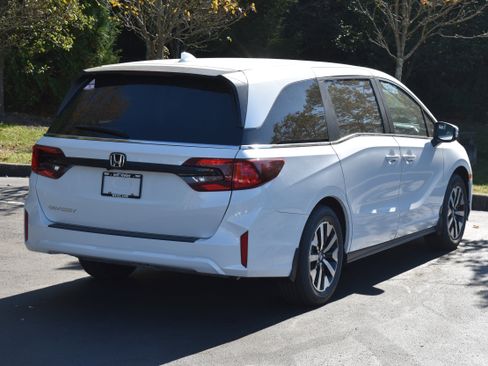 New 2026 Honda Odyssey EX-L image 5