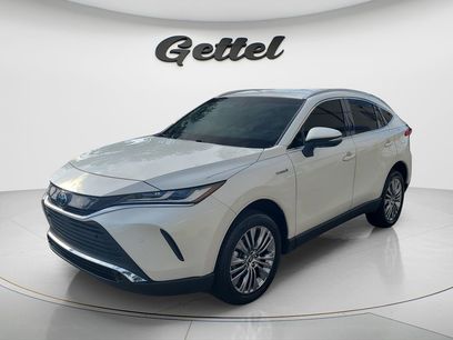 Used 2021 Toyota Venza XLE w/ Softex Package