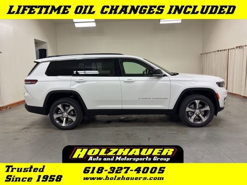 New 2025 Jeep Grand Cherokee L Limited image 1