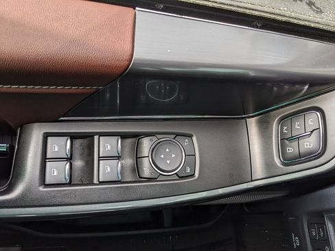 Used 2022 Ford F150 Lariat w/ Equipment Group 502A High image 58