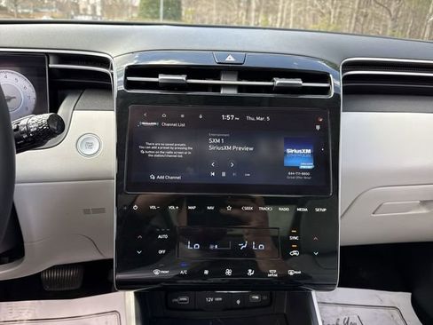 Used 2022 Hyundai Tucson Limited image 12