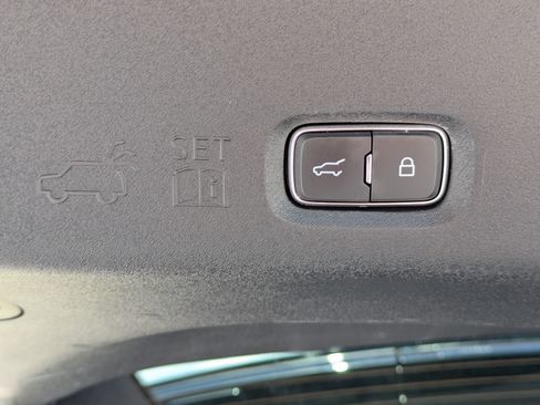Certified 2025 Ford Expedition Max Platinum w/ Driver's Package AWD/4WD image 35