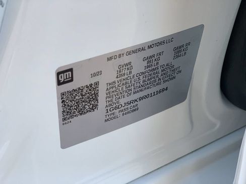 Certified 2024 Cadillac CT4 Luxury w/ Sun And Sound Package RWD image 32