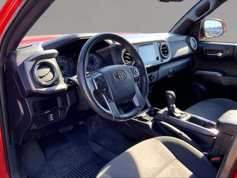 Used 2016 Toyota Tacoma TRD Off-Road w/ Towing Package AWD/4WD image 14