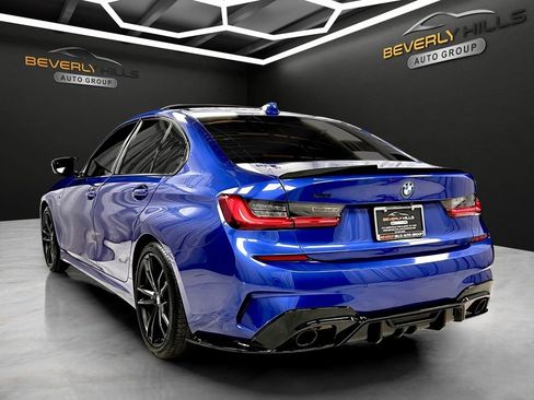 Used 2020 BMW 330i xDrive Sedan w/ M Sport Package image 3