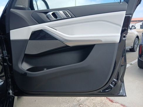 New 2026 BMW X5 sDrive40i RWD image 17